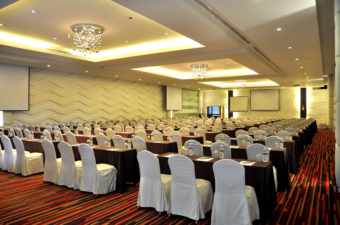 Hotels with Meeting Rooms